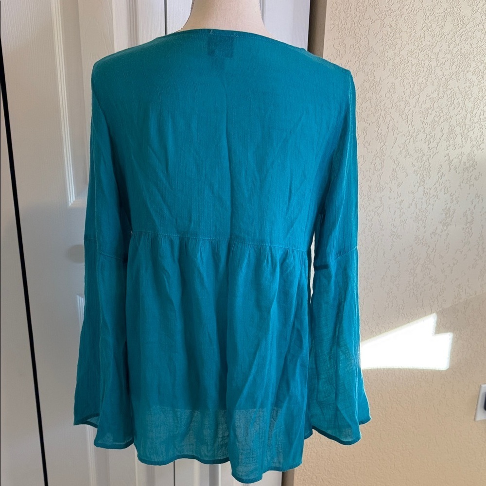 Como Vintage Turquoise Lace Accent Blouse - Picture 3 of 3